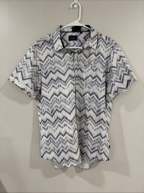 7 Diamonds men’s Short-Sleeve Zigzag Button-Down polo Shirt White & Gray